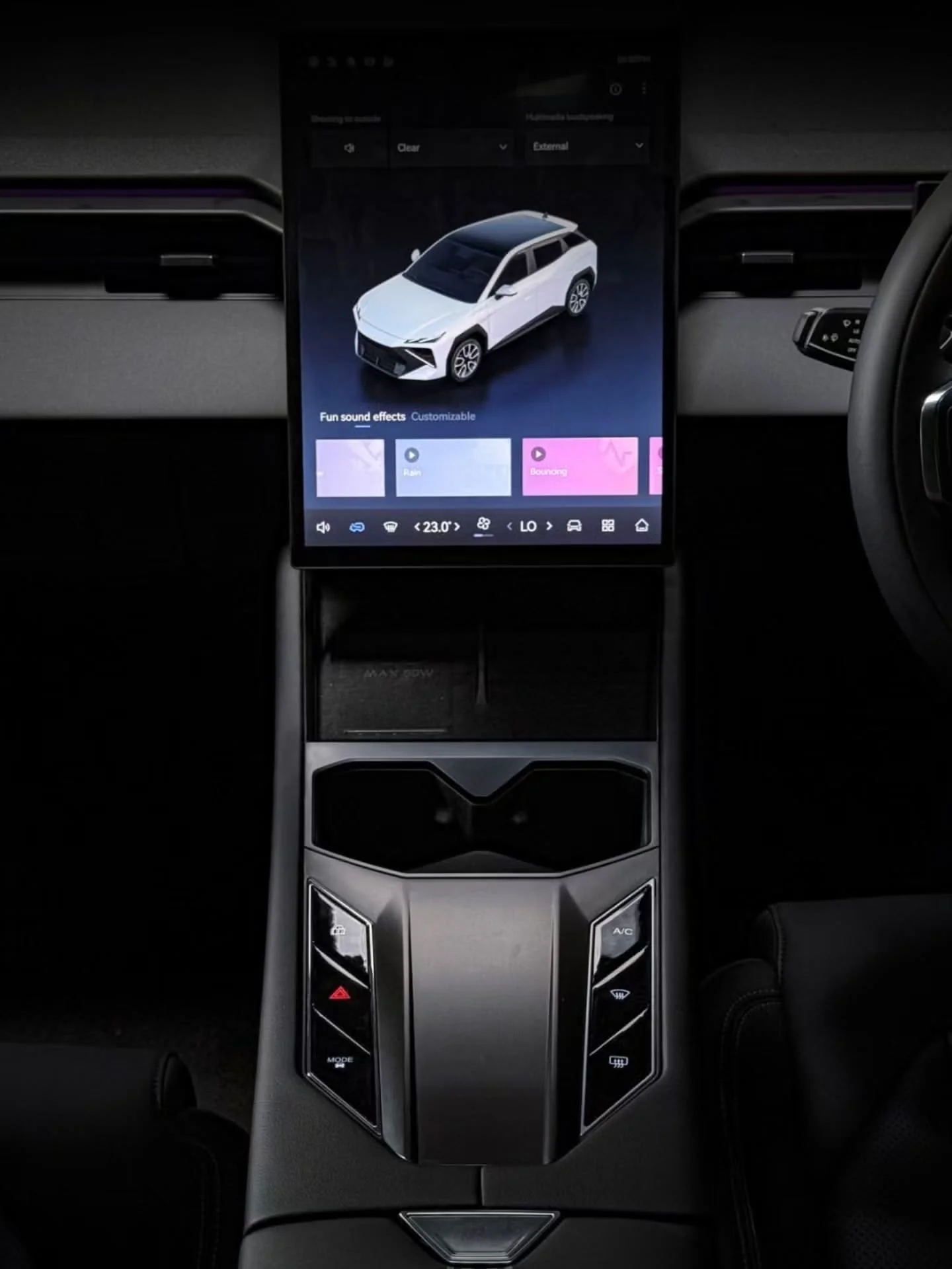 Layar infotainment AI 1.0 OMODA O4 EV